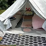 Camp Thea, Glamping Tent Yurtas In Rose Resort *